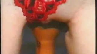 Блондинка розсовує ноги секс відео безкоштовно перед симпатичним жиголо