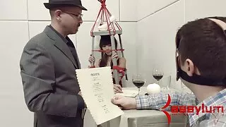 Щоб зняти стрес, Бос трахкав сексі дивитись порно відео безкоштовно секретар на роботі