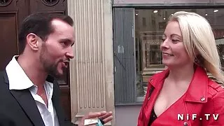 Молодий хлопець відео порно безкоштовно трахкав і скінчив на обличчя МИЛФ