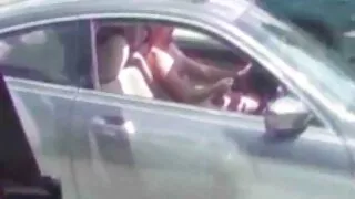 Симпатична брюнетка мастурбує на камеру секс відео безкоштовно